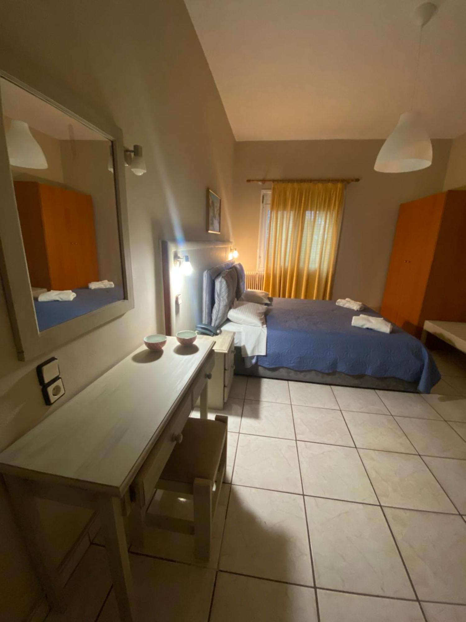 Sourada Studios Mytilene Luaran gambar