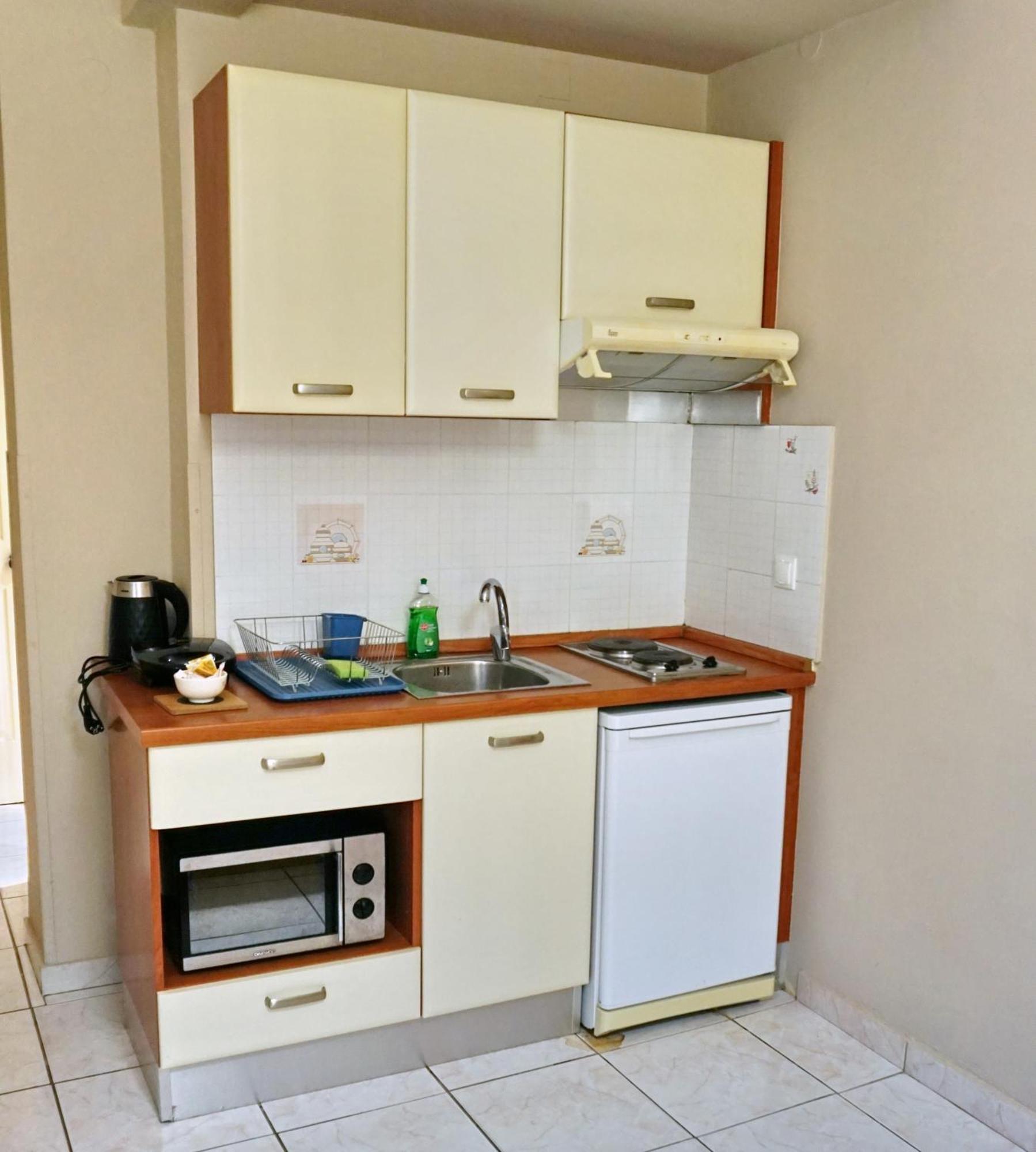 Sourada Studios Mytilene Luaran gambar