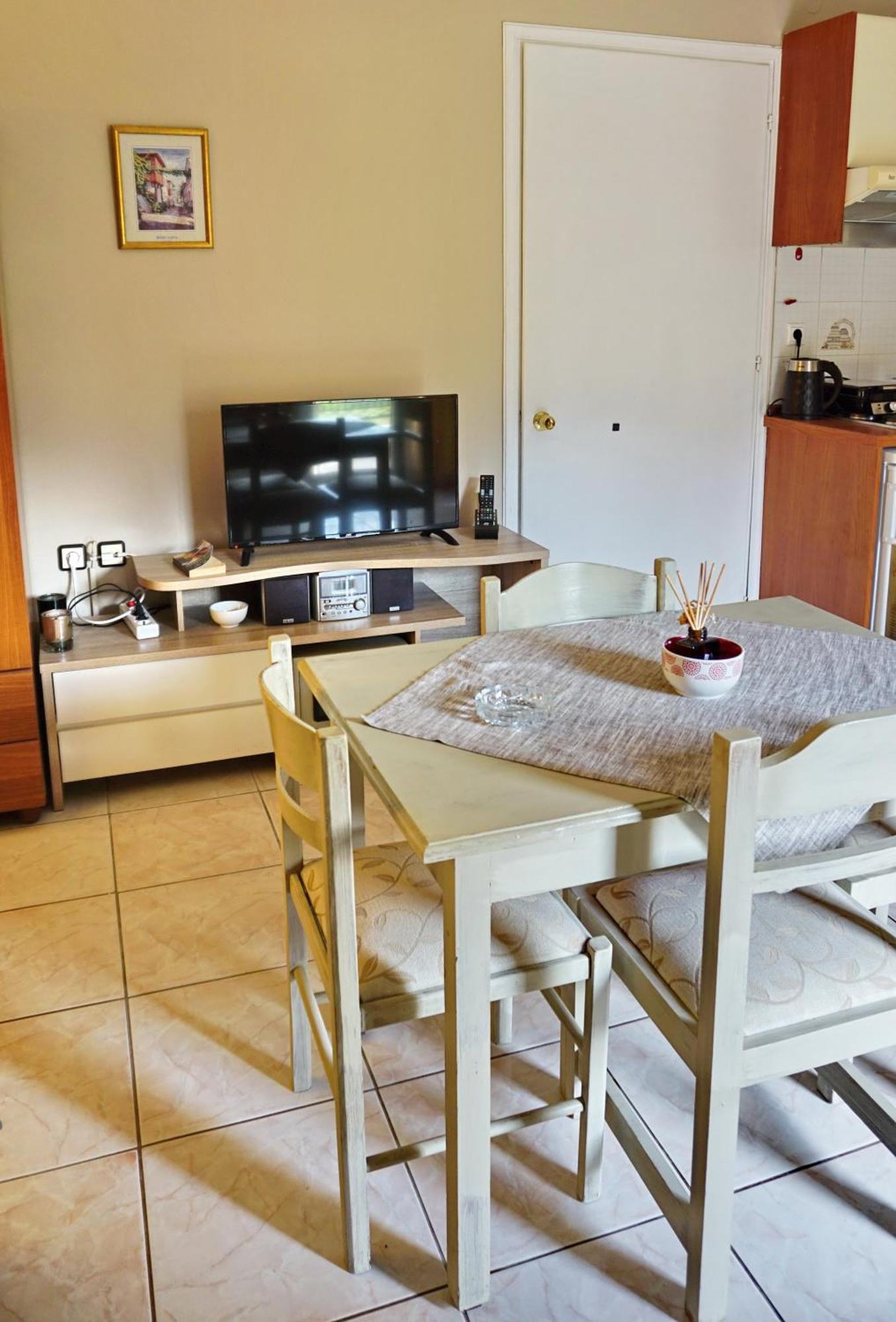 Sourada Studios Mytilene Luaran gambar